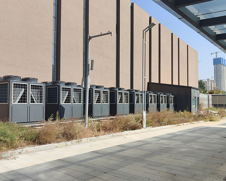 太原市外國語學(xué)校