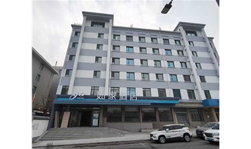 太原萬柏林區(qū)鋁廠巷如家4.0酒店空氣能冷熱水、風(fēng)管機(jī)系統(tǒng)施工完畢